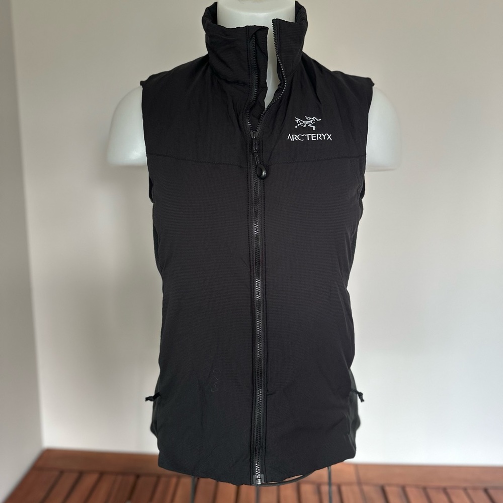 Arc’Teryx Black Vest
